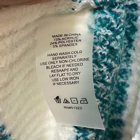Vince Camuto Cardigan Button Sweater Size XS Teal Blue Green Knit Striped Soft - Picture 7 of 8